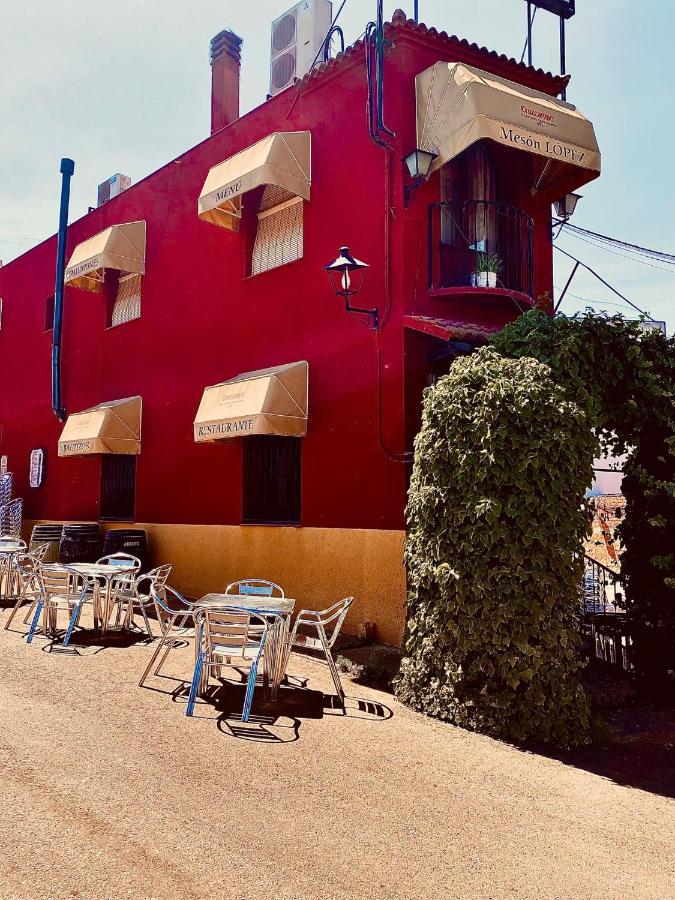 Hostal Casa Lopez La Zarza  ภายนอก รูปภาพ