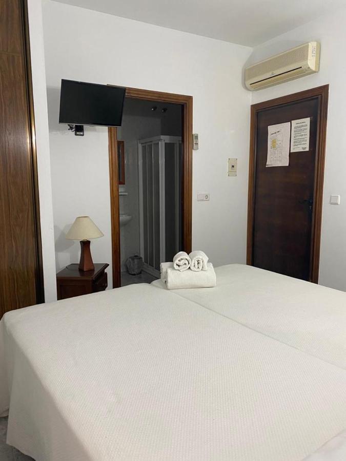 Hostal Casa Lopez La Zarza  ภายนอก รูปภาพ
